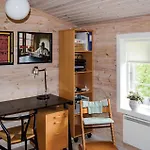 Two-bedroom In Albak Hébergement de vacances *